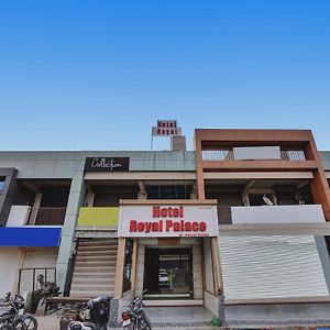 Hotel O Royal